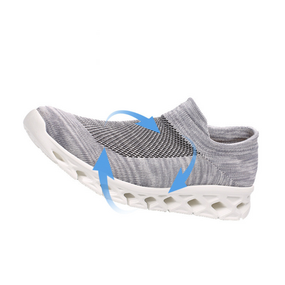 Men Outdoor Walking Flying Woven Breathable Ultra-light Walking Shoes
