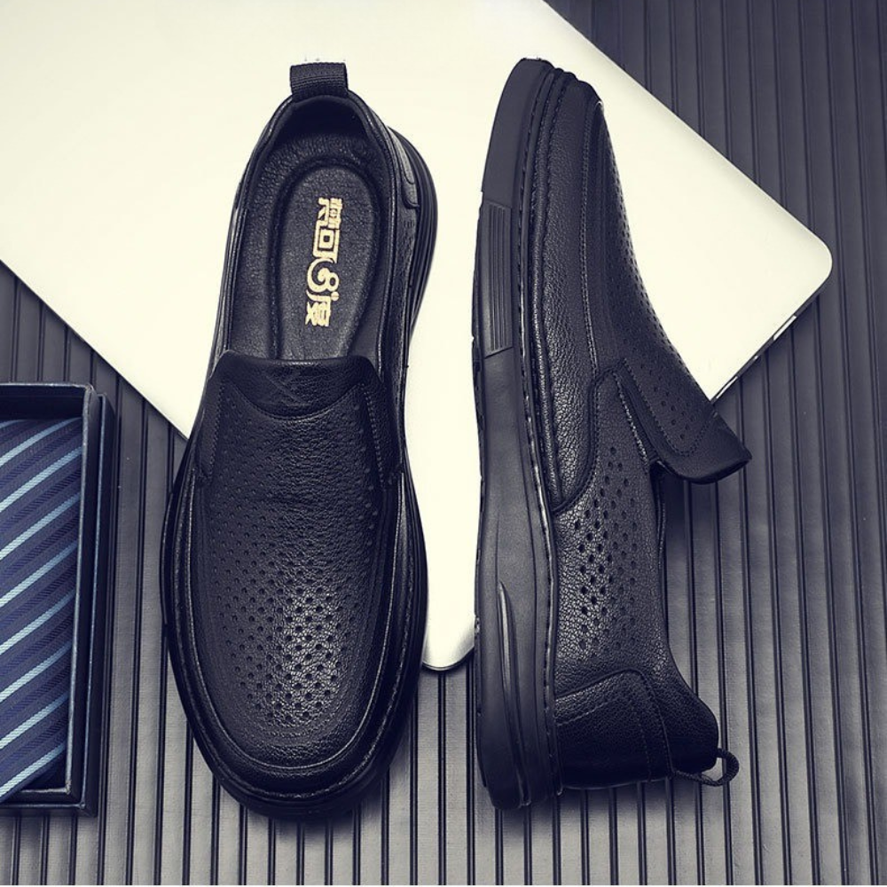 Breathable hollow black versatile leather shoes