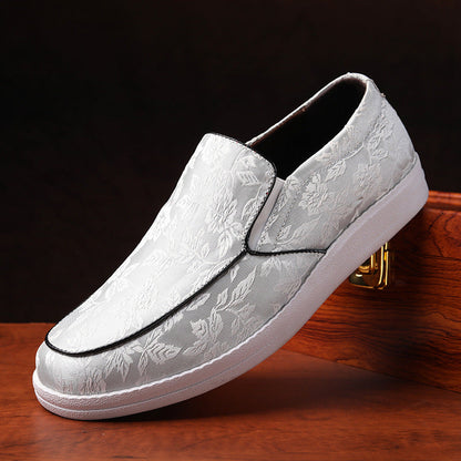 Men's embroidered soft and comfortable loafers