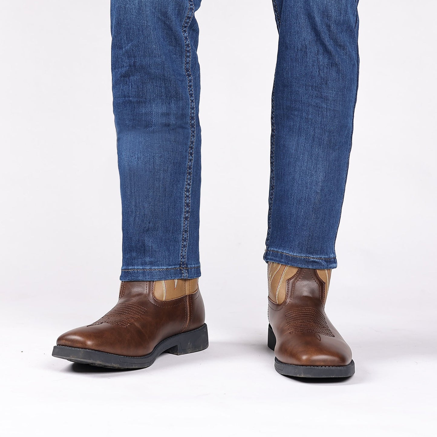 Classic Embroidered Vintage Wide Toe Western Cowboy Boots