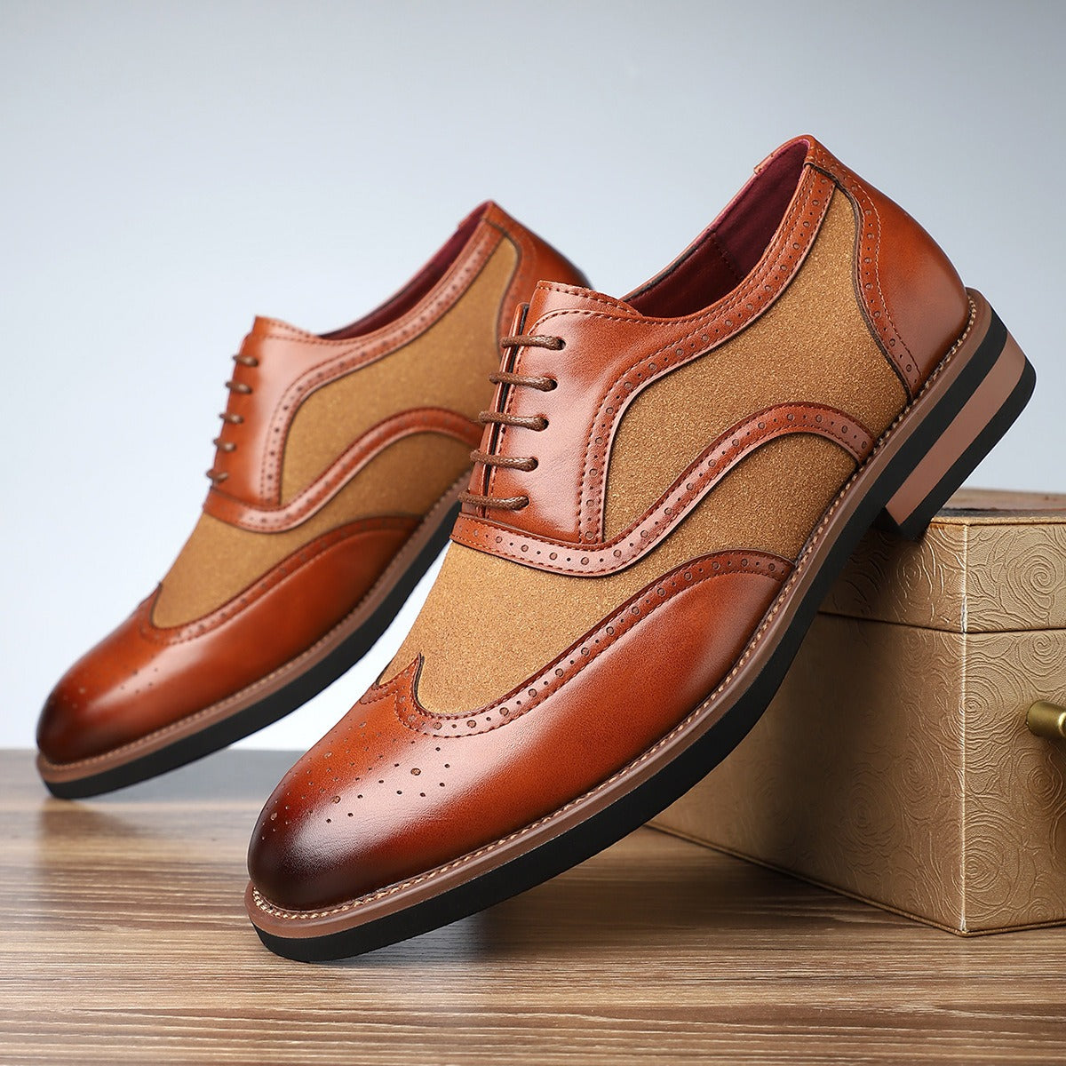 Carved Oxford comfortable breathable shoes