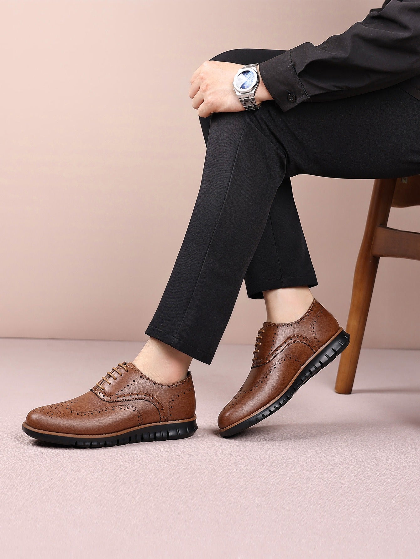 Retro hollow-soled work and casual Oxford leather shoes
